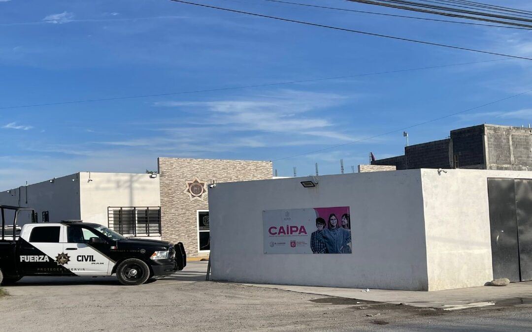 Hombre muere en celda tras presunta agresión con arma blanca en El Carmen, Nuevo León