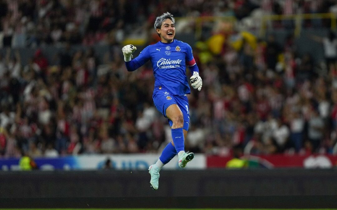 Blanca Félix Regresa a Entrenamientos con Chivas Femenil Tras Superar su Lesión