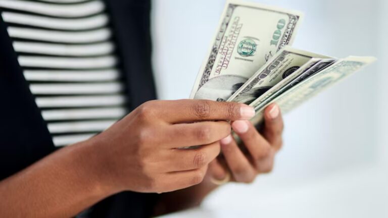 Dólar Hoy: Tipo de Cambio del Peso Mexicano en Vivo – 10 de Diciembre