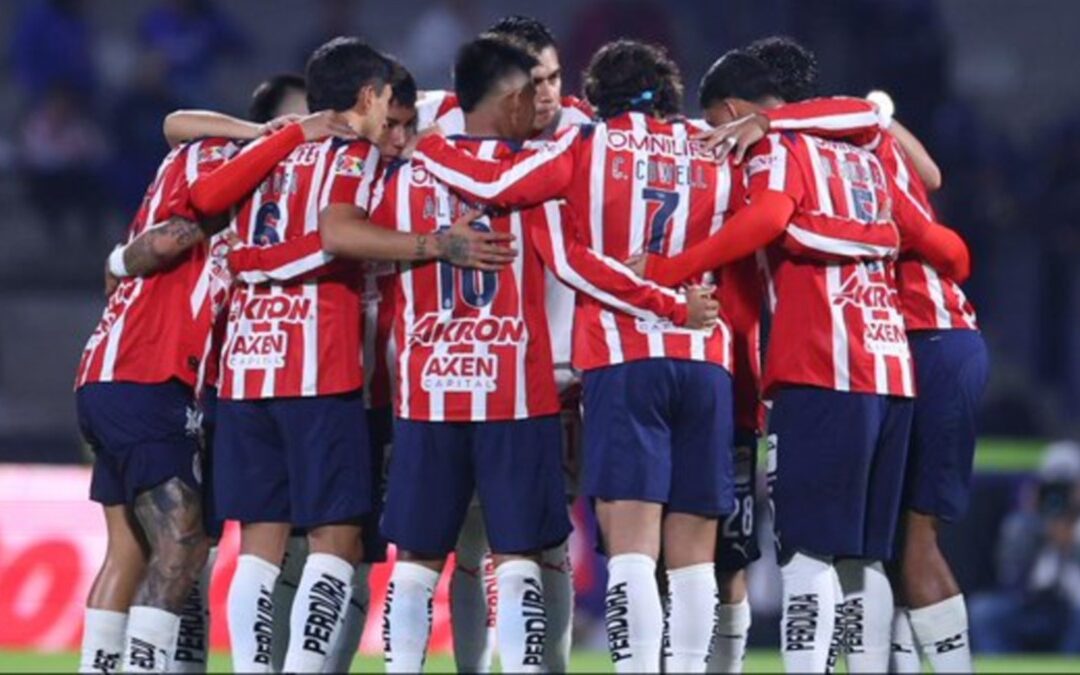 Bajas en Chivas: Jugadores que Podrían Salir para el Clausura 2026