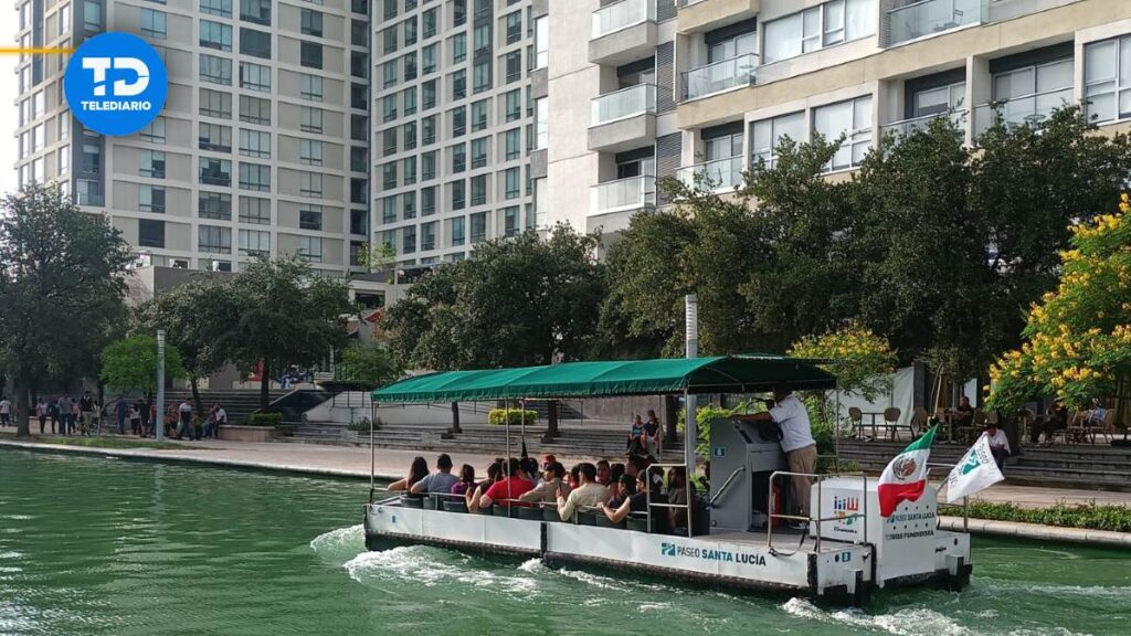 Descubre el Costo del Recorrido en Lancha por el Paseo Santa Lucía en Monterrey