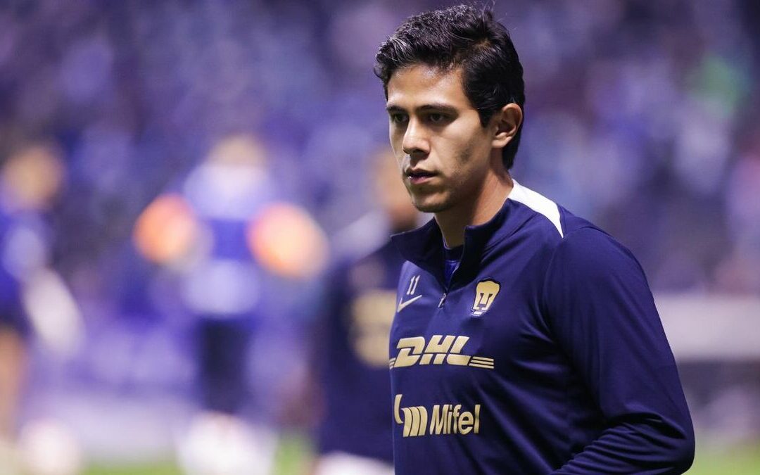 José Juan Macías renovará su contrato con Pumas a pesar de la lesión
