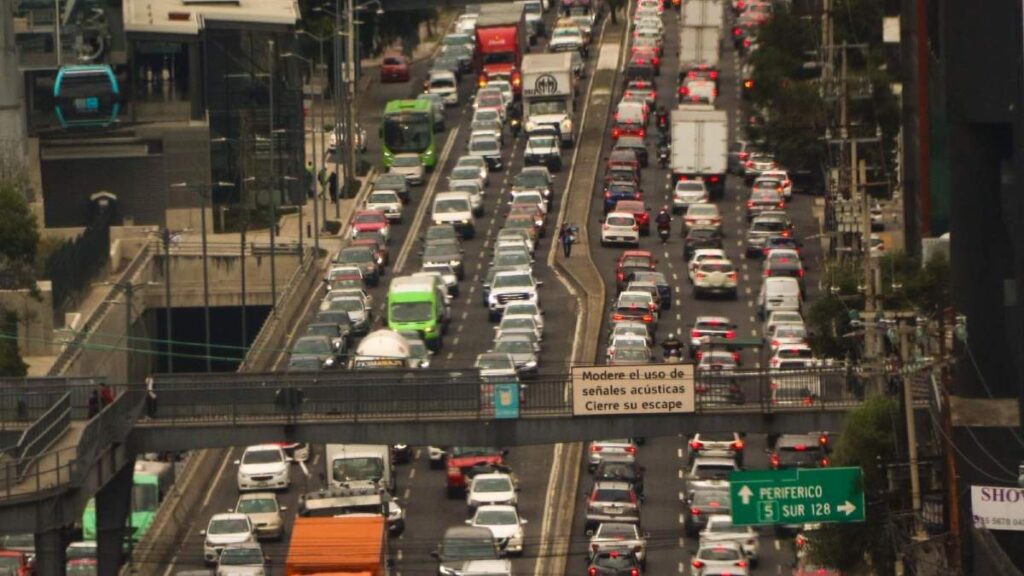 Hoy No Circula en CDMX y Edomex: Descubre Qué Autos Descansan Hoy, 12 de Diciembre de 2025