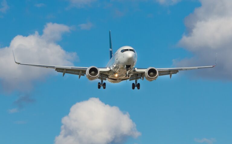 Jalisco Aumenta Rutas Aéreas Hacia Canadá Enfocadas en Promoción Turística