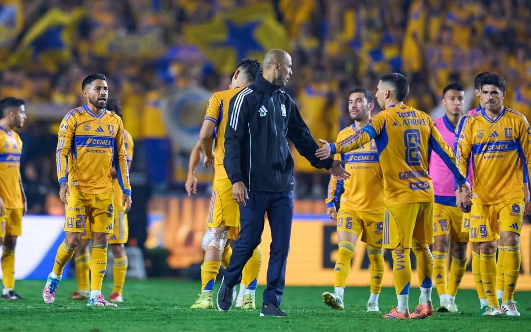 Guido Pizarro analiza las lesiones de Jesús Angulo y Ozziel Herrera antes de la Vuelta