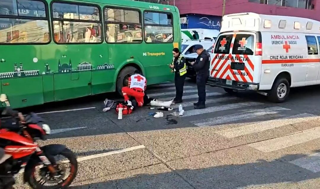 Accidente de Camión 175A en Guadalajara: Madre e Hija Embestidas por Chofer Imprudente