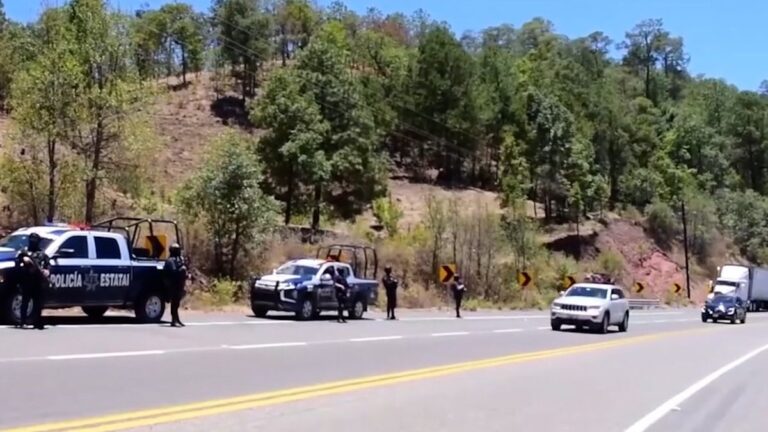 Cuerpos Abandonados en la Carretera Durango-Mazatlán: Autoridades Refuerzan Vigilancia