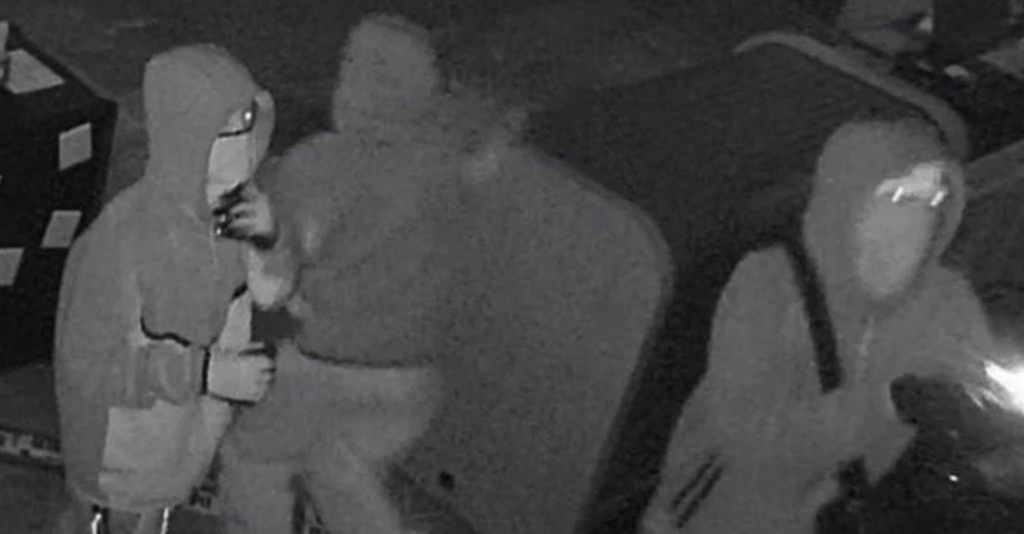 Arrestos en Las Cruces: Dos menores involucrados en el robo en tienda de armas