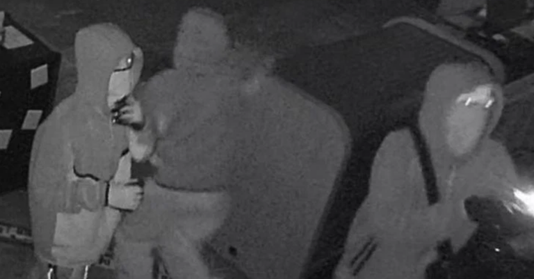 Arrestos en Las Cruces: Dos menores involucrados en el robo en tienda de armas