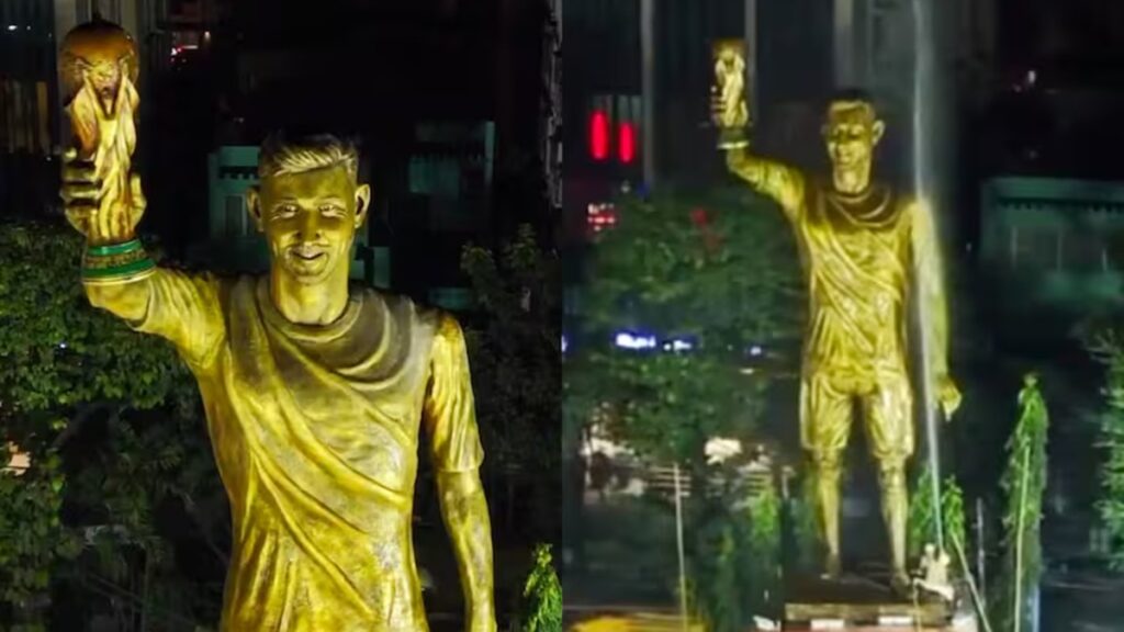 Descubre la impresionante estatua de Lionel Messi en India | VIDEO