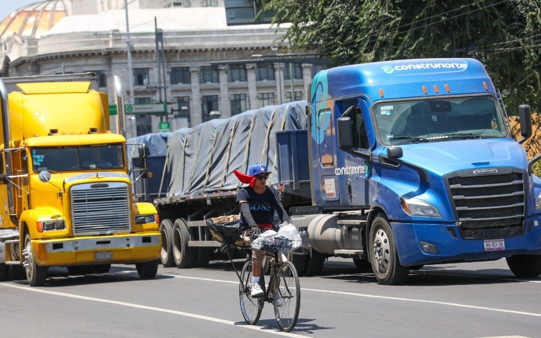 Hoy No Circula en CdMx y Edomex: Autos que Descansan Sábado 13 de Diciembre 2025