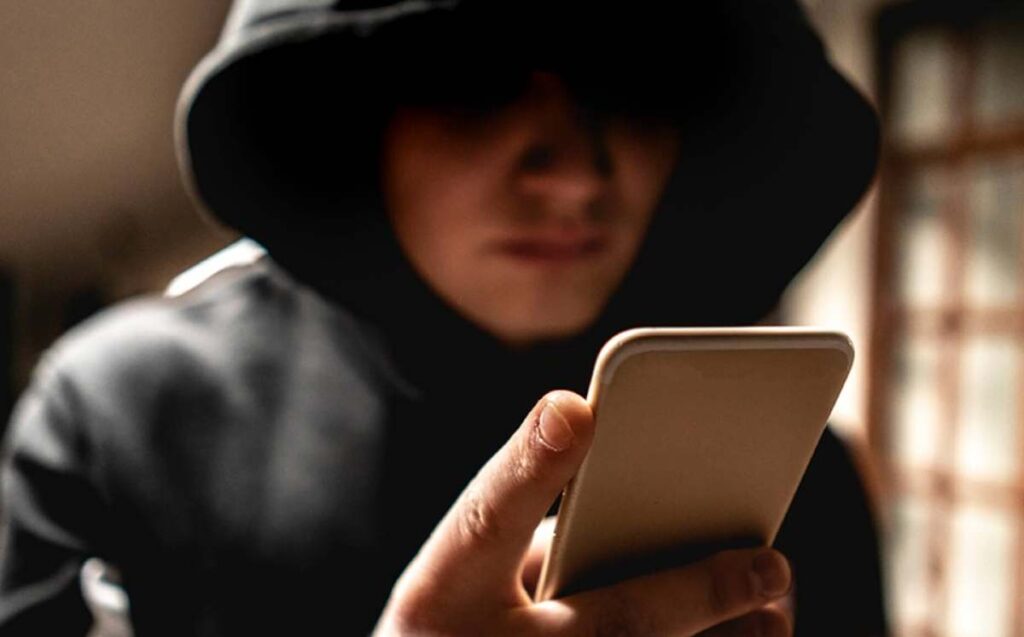 Extorsiones en Nuevo León alcanzan récord con 879 casos en 11 meses