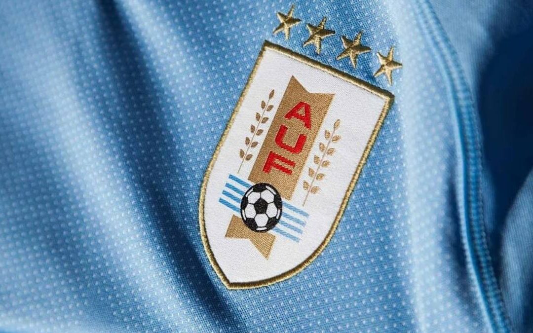 La FIFA ordena a la Selección de Uruguay eliminar estrellas de su uniforme para el Mundial 2026