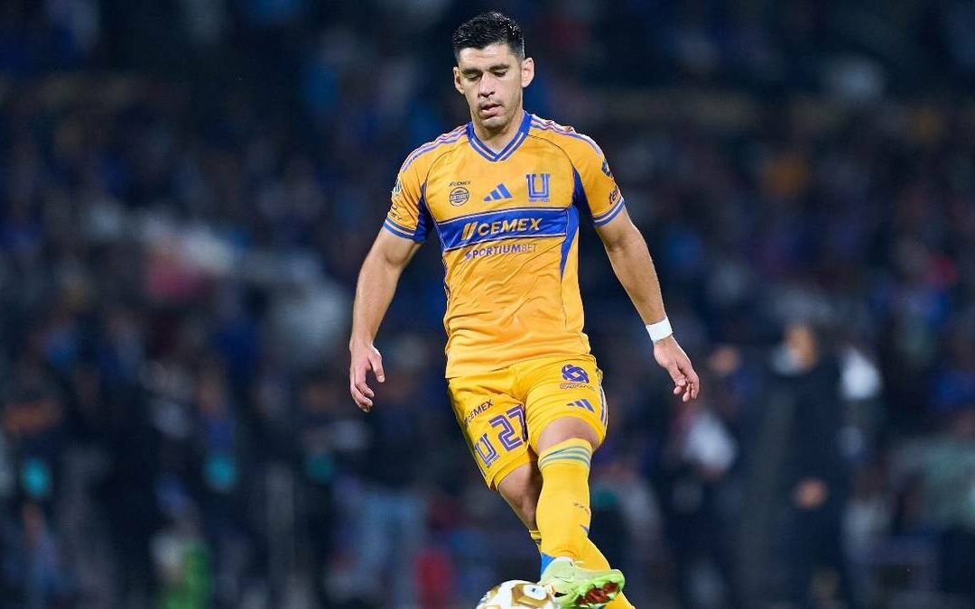 Jesús Angulo se Une al Plantel de Tigres en su Viaje a Toluca para la Final del Apertura 2025