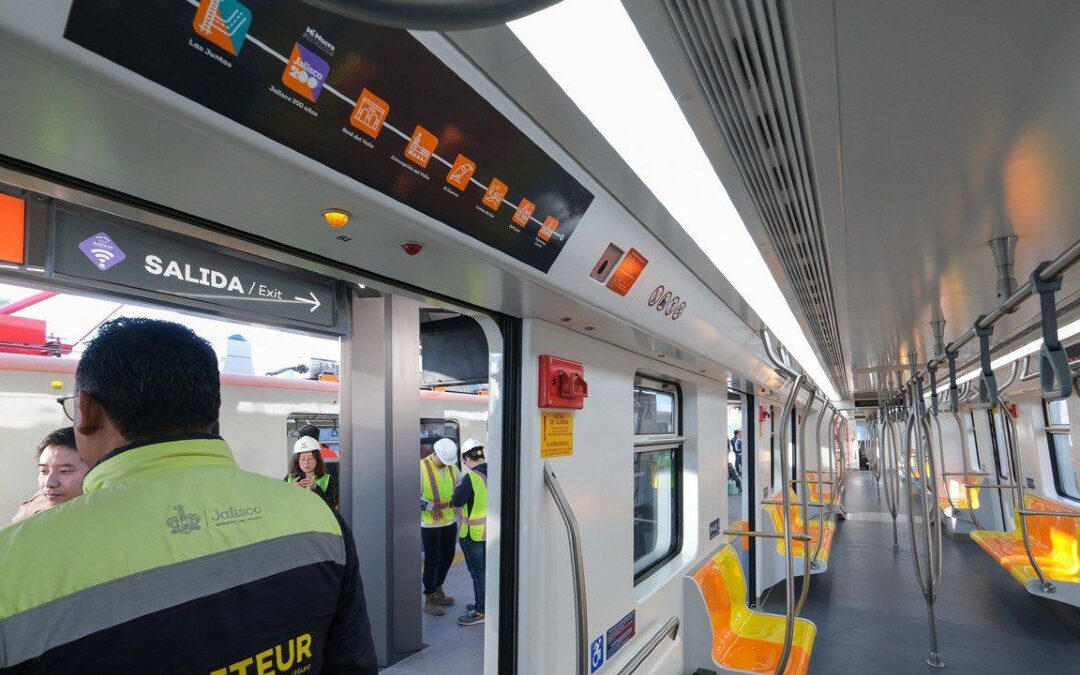 Descubra la Línea 4 del Tren Ligero: Características y Capacidad de Transporte