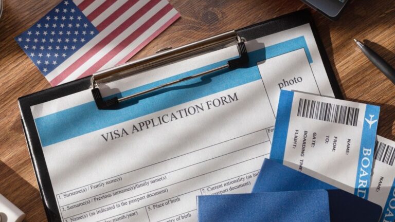 Estados Unidos Considera Solicitar Muestra de ADN a Turistas: Lo Que Necesitas Saber