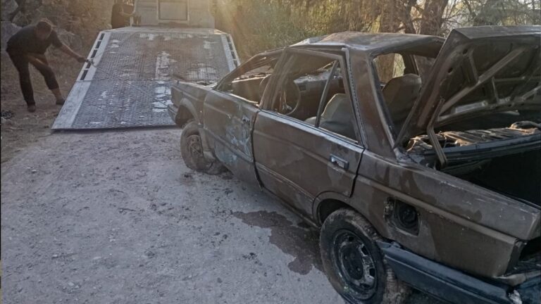 Vehículo Sumergido Descubierto en el Río Sapioriz de Lerdo