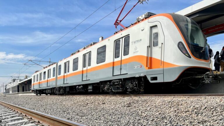 Explora la Ruta de la Línea 4 del Tren Ligero en Guadalajara | Mapa y Detalles