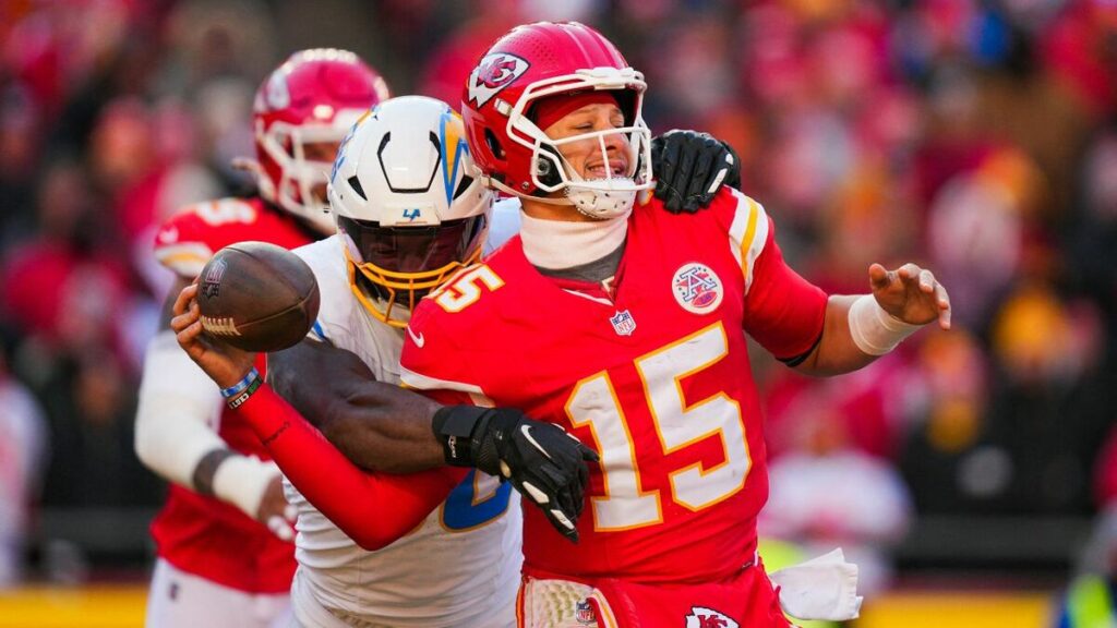 Los Chiefs Eliminados: Sin Oportunidades de Playoffs por Primera Vez en 11 Años y la Lesión de Patrick Mahomes