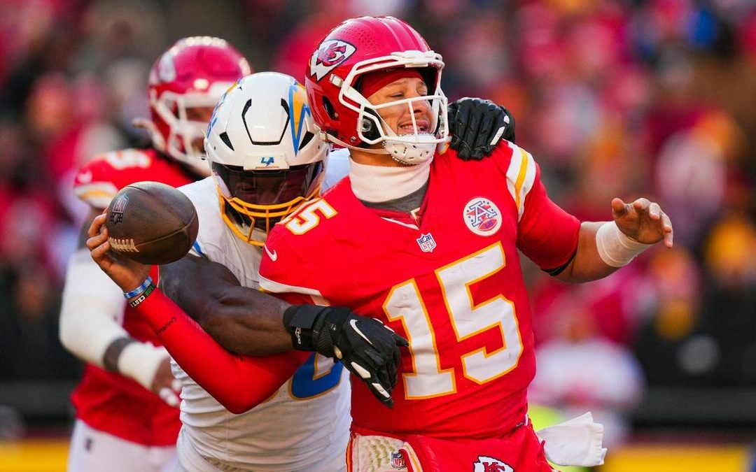 Los Chiefs Eliminados: Sin Oportunidades de Playoffs por Primera Vez en 11 Años y la Lesión de Patrick Mahomes