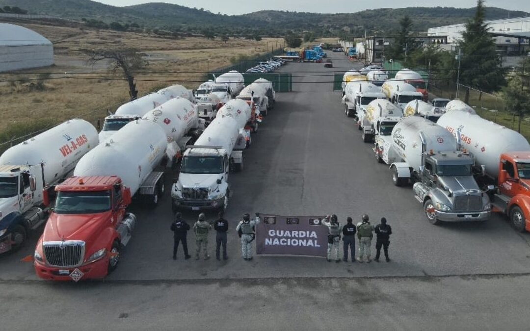 Desmantelan red de huachigas en Tepeaca: 30 pipas aseguradas y conexión con Nopalucan