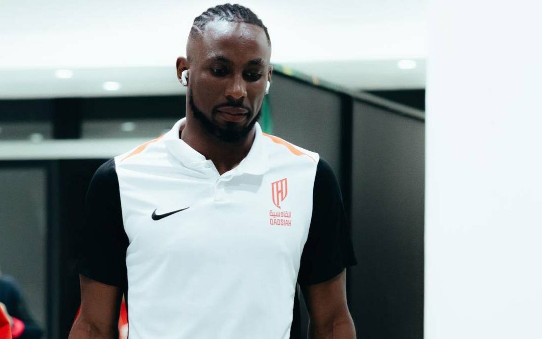 Julián Quiñones enfrenta un cambio: Míchel González es despedido del Al-Qadsiah