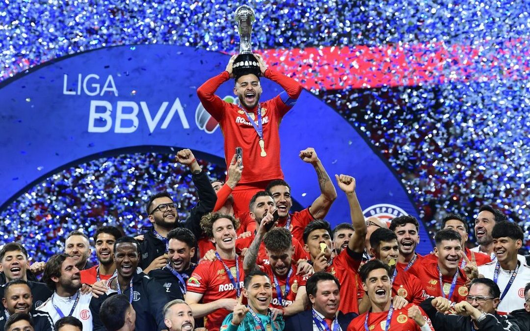 Toluca se consagra bicampeón de la Liga MX al vencer a Tigres en penales