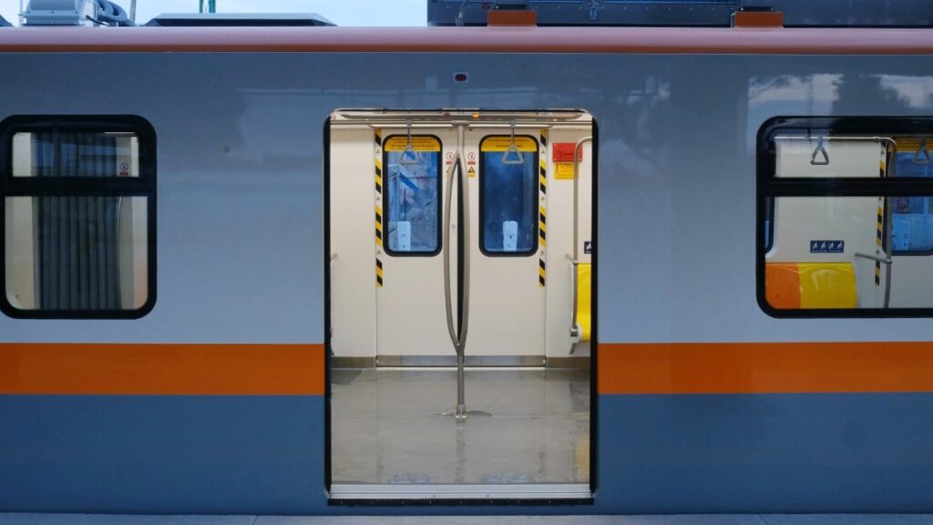 Descubre a Qué Hora Comienza el Servicio de la Línea 4 del Tren Ligero en Guadalajara HOY 15 de diciembre