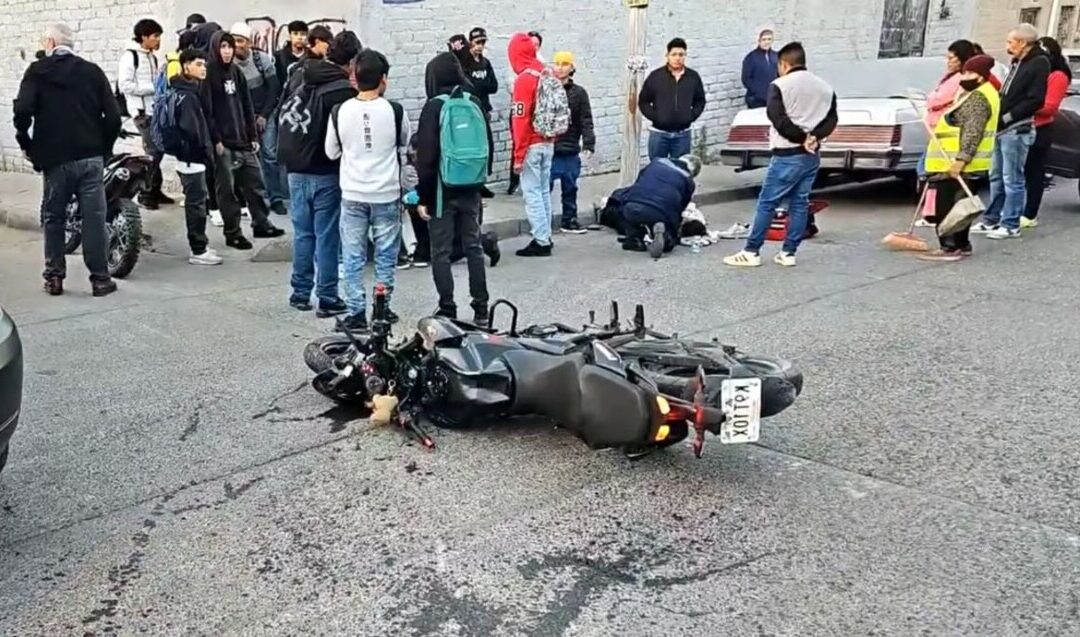Accidente en Tlaquepaque: tres alumnos del Conalep lesionados tras colisión con camioneta
