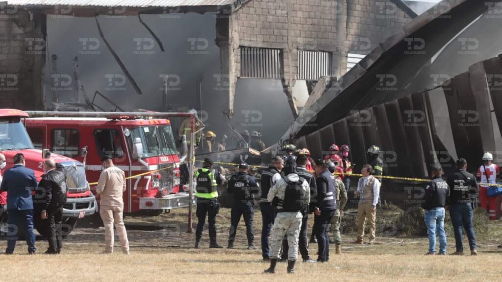 Testigo relata el desplome de una avioneta en Toluca: ‘Oímos un zumbido y luego una explosión’