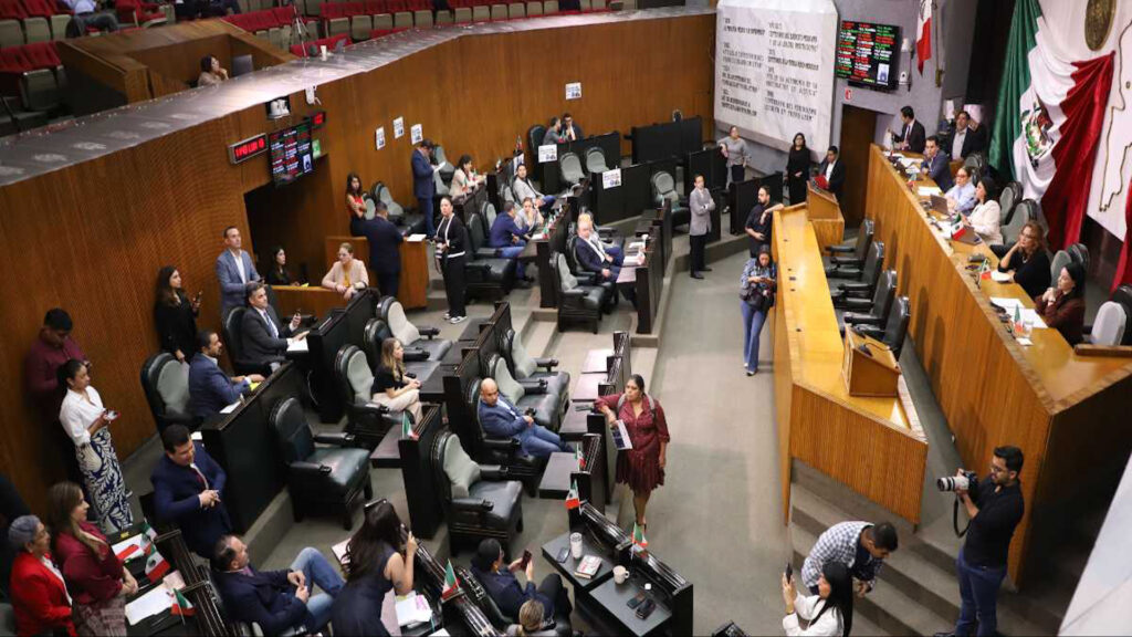 Congreso de Nuevo León: Convocatoria a Sesión Extraordinaria para Discutir el Paquete Fiscal 2026
