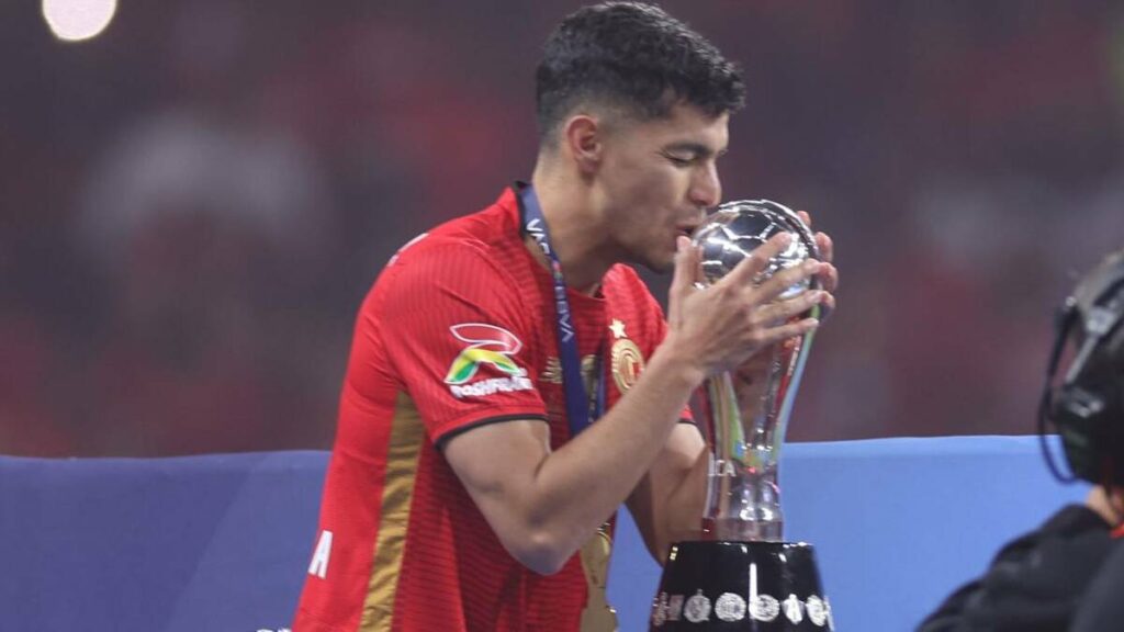 Diego Barbosa de Toluca se Destaca como Doble Bicampeón en la Liga MX