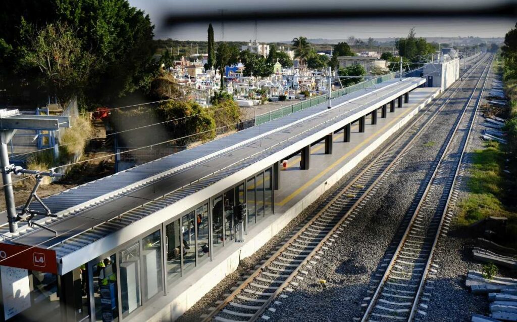 Línea 4 inicia operaciones en Tampa Bay, pero varios cruceros aún están en construcción