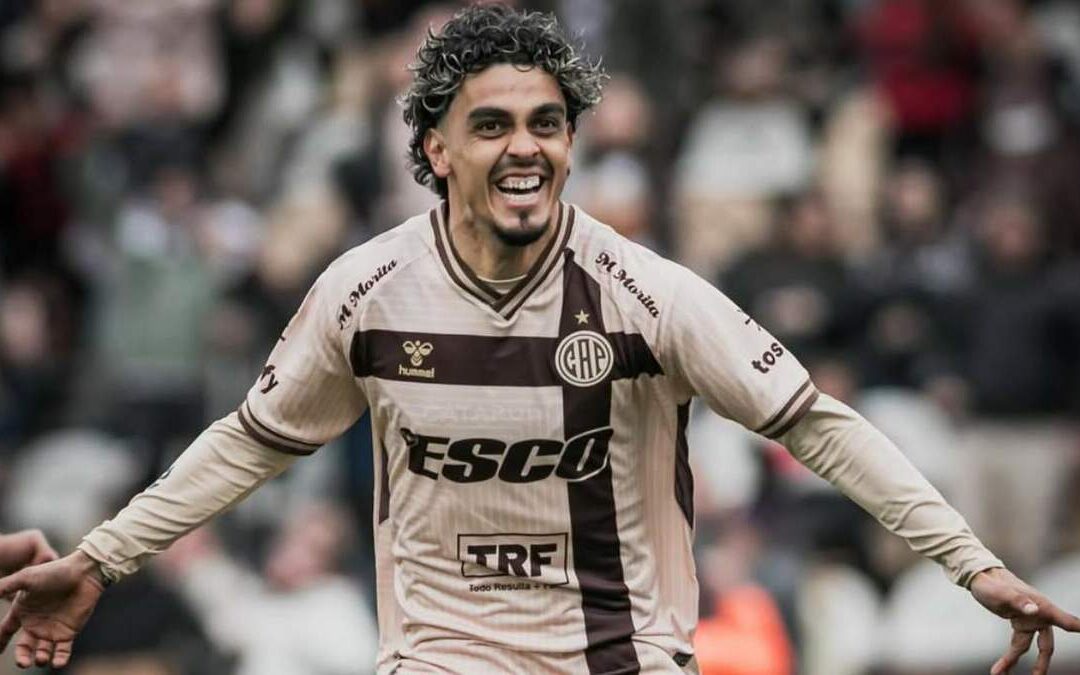 Pumas da un giro y se enfoca en fichar a Ronaldo Martínez, el prometedor delantero paraguayo