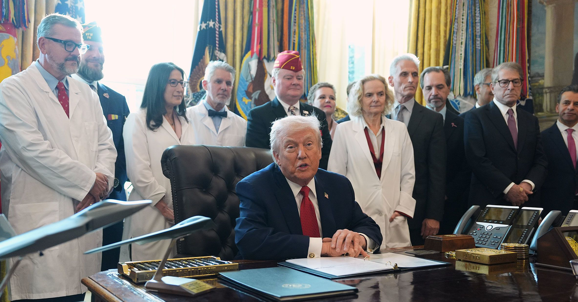 The current image has no alternative text. The file name is: TRUMP-ORDEN-EJECUTIVA-MARIHUANA.png