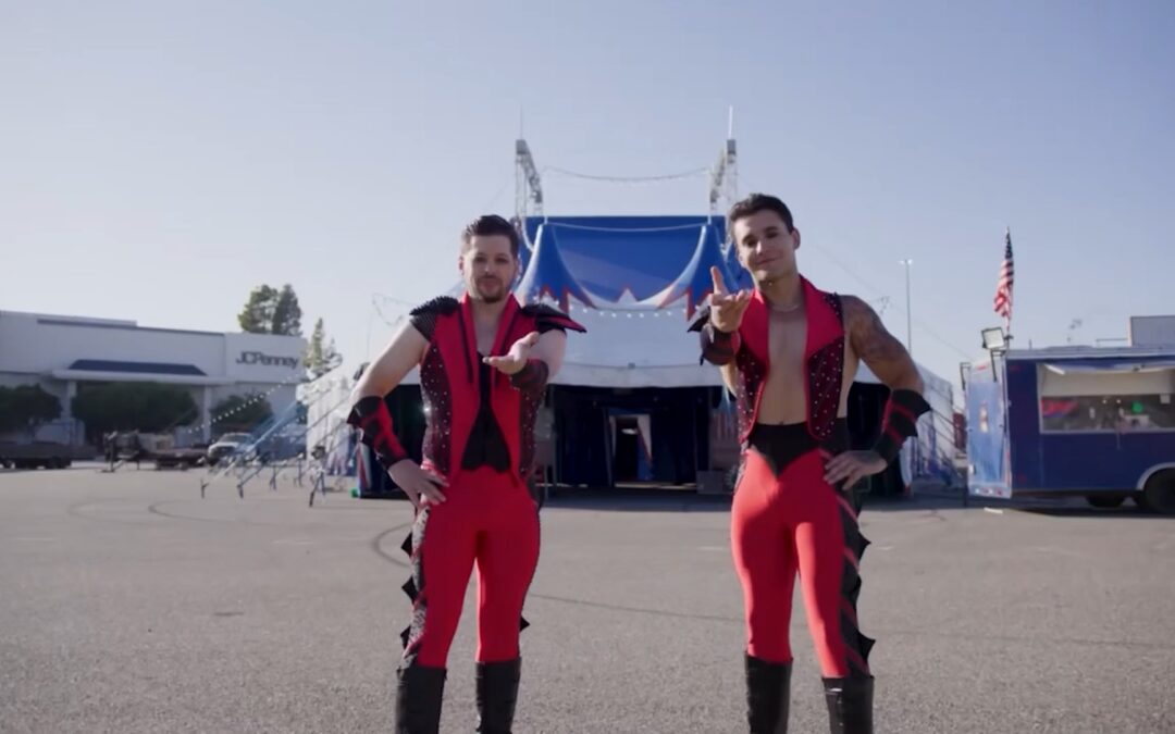 La Magia Navideña del Circo Marinelli Resplandece en Palm Desert