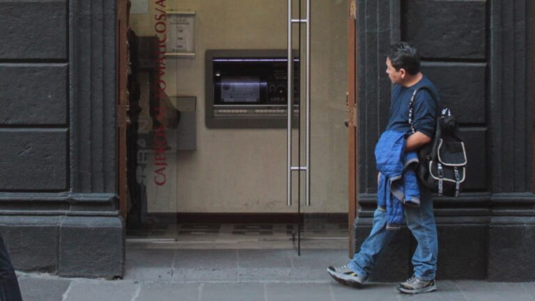 Robo a Cuentahabientes en Puebla: Modus Operandi de Ladrones Infiltrados en Bancos