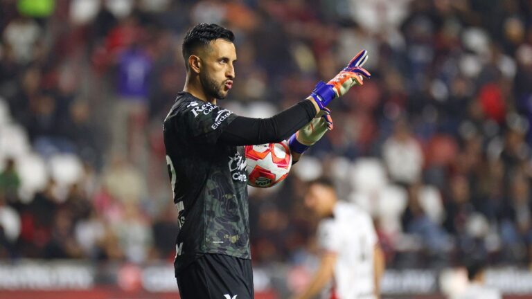 Atlas renueva a Camilo Vargas: un nuevo contrato hasta 2027