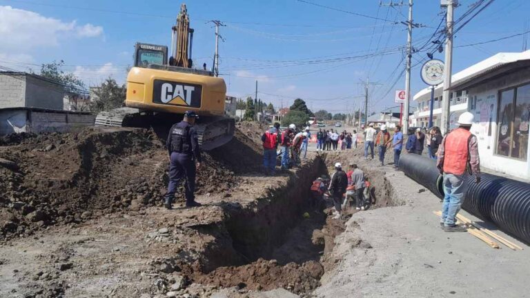 Trabajador Atrapado: Derrumbe en Edomex Genera Emergencia en Obra de Construcción