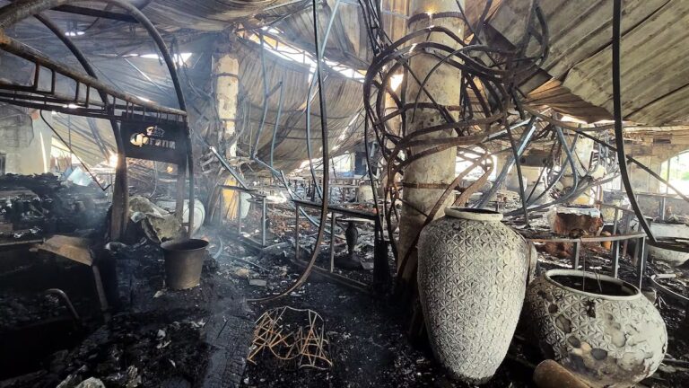 Tragedia en India: Incendio en club nocturno deja 25 muertos