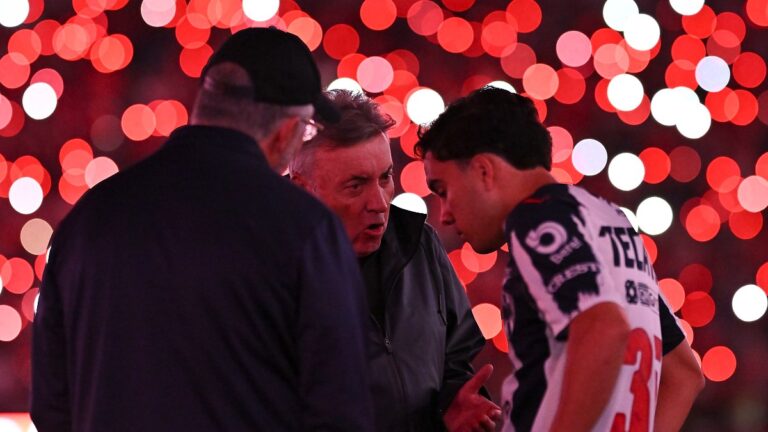 Rayados: Jugador revela detalles sobre la continuidad de Domènec Torrent en el equipo