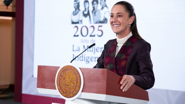 Claudia Sheinbaum: Una de las Mejores Vestidas Según el New York Times 2025