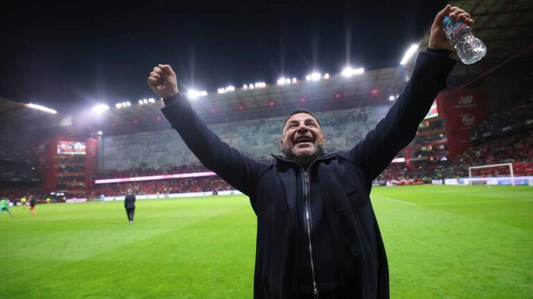 Antonio Mohamed: Números Equilibrados Ante Tigres en el Fútbol Mexicano