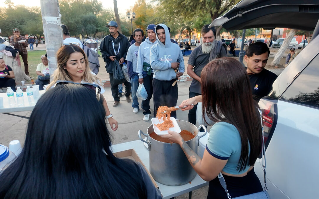 Entrega de Alimentos: Apoyo a la Comunidad de Tampa Bay