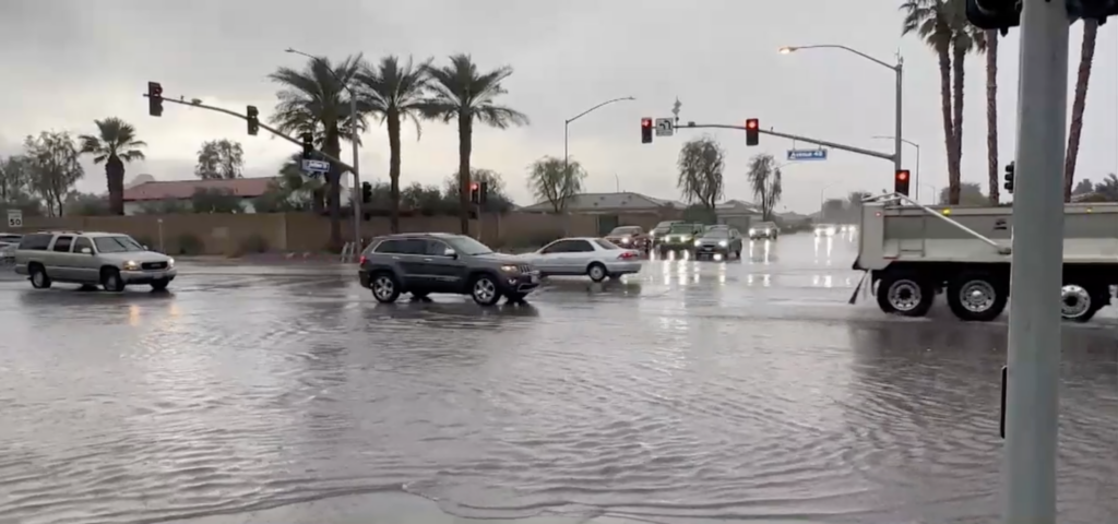 Inundaciones en Valle de Coachella: Alerta por Tormenta Fuerte Este Martes