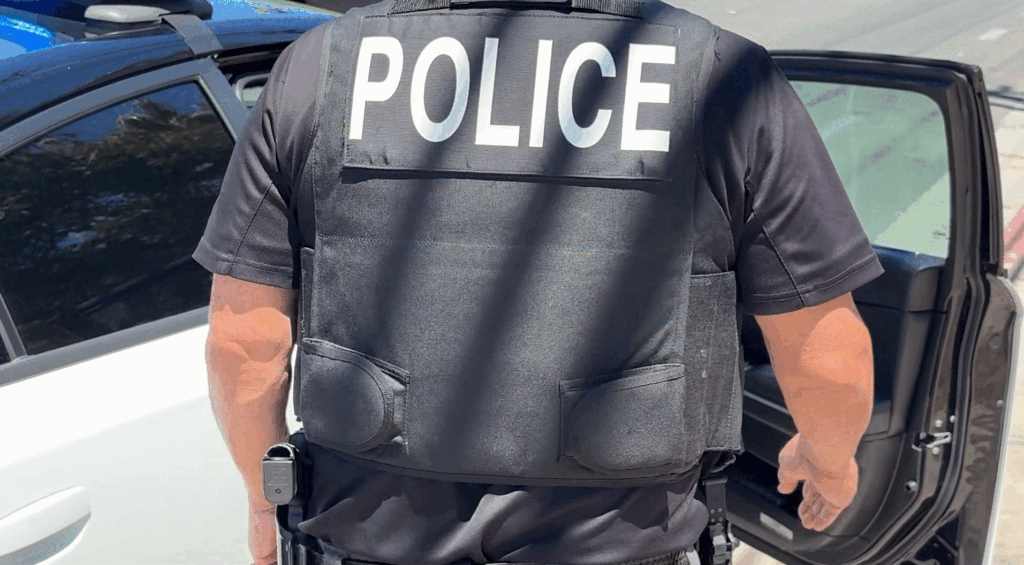 Arrestos por Robo de Vehículo en Palm Desert: Dos Sospechosos Capturados