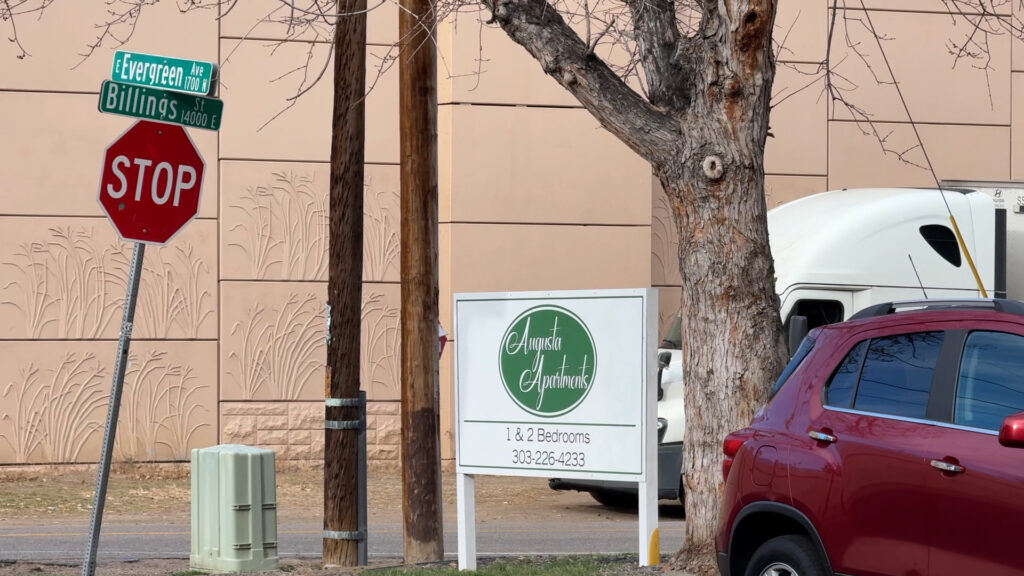 Tragedia en Aurora: Tiroteo en Nochebuena Deja Dos Fallecidos en Complejo de Apartamentos