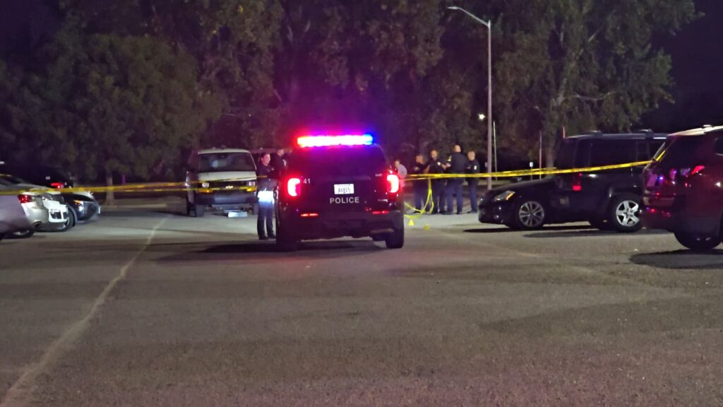 Tiroteo en Wichita Durante Partido de Fútbol Juvenil en Grove Park: Un Hombre Muere