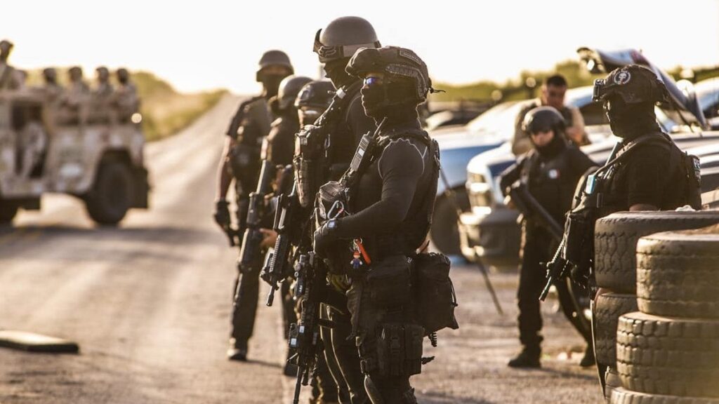 Policías Estatales Dados de Baja por Extorsión en la Carretera Saltillo-Monterrey