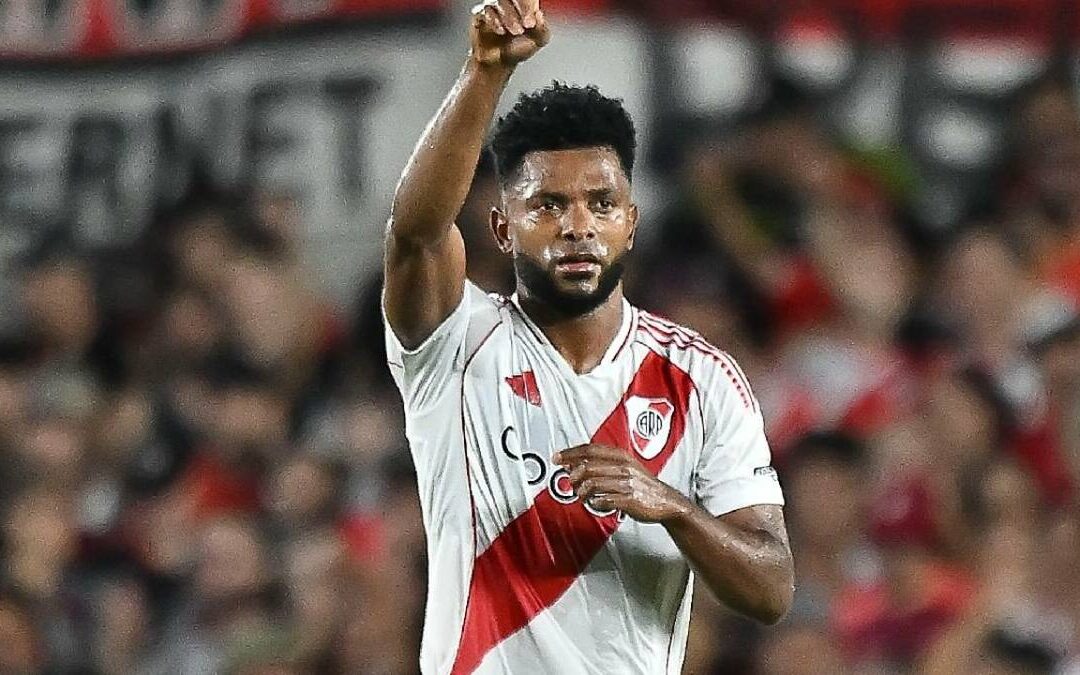 Miguel Borja Completa las Pruebas Médicas con Cruz Azul, pero el Fichaje Aún en Espera